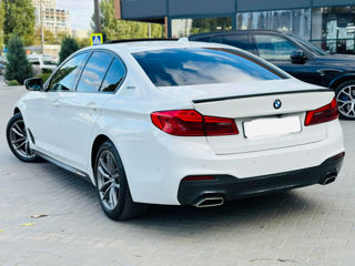 BMW 5 Series foto 2