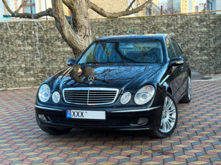 Mercedes E-Class foto 2