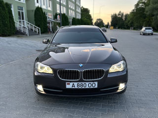 BMW 5 Series foto 1