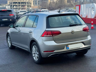 Volkswagen Golf foto 8