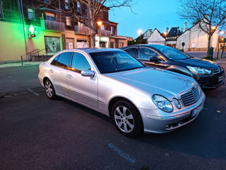 Mercedes E-Class foto 3