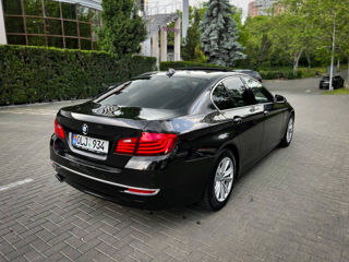 BMW 5 Series foto 3