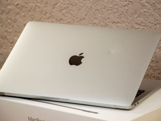 MacBook Air Retina 2020/ Apple M1/ 8Gb Ram/ 256Gb SSD/13.3" Retina/ 351Cycles!! foto 10