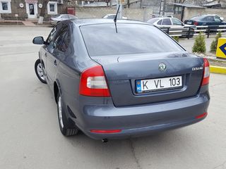 Skoda Octavia foto 2