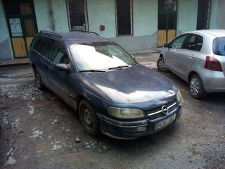 Opel Omega foto 2