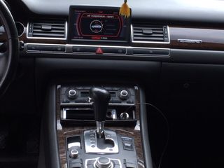 Audi A8 foto 5