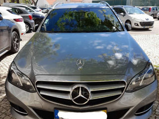 Mercedes E-Class foto 2