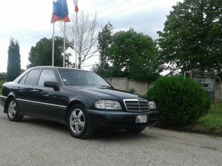 Mercedes C Class foto 7