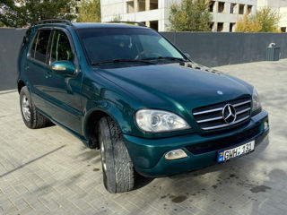 Mercedes M-Class foto 7