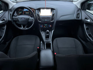 Ford Focus foto 11