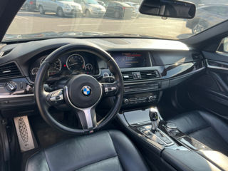 BMW 5 Series foto 8