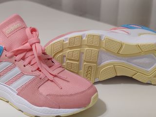 Кроссовки adidas 37,5 foto 2