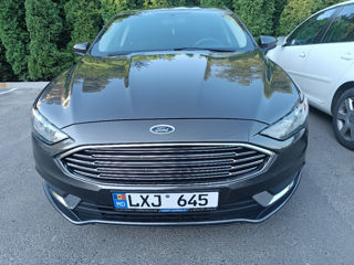 Ford Fusion foto 10