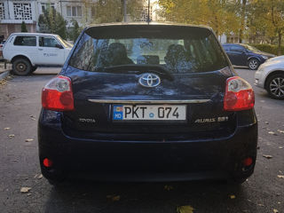 Toyota Auris foto 3