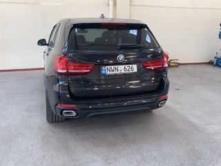 BMW X5 foto 2