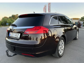 Opel Insignia foto 2