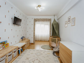 Apartament cu 3 camere, 10 m², Buiucani, Chișinău foto 5