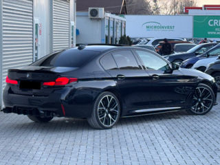 BMW 5 Series foto 5