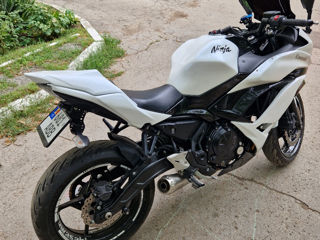 Kawasaki Ninja 650 foto 7