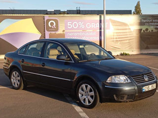 Volkswagen Passat foto 4