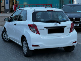 Toyota Yaris foto 3