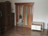 Vind apartament 2odai euroreparatie buiucani foto 8