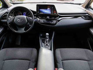 Toyota C-HR foto 7