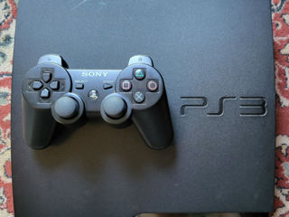 Sony PS3 slim foto 1