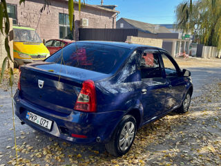 Renault Logan foto 7