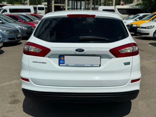 Ford Mondeo foto 7