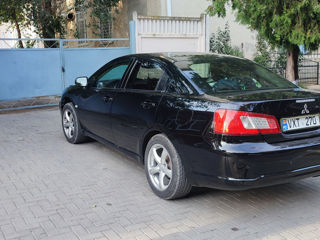 Mitsubishi Galant foto 3