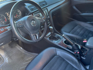 Volkswagen Passat foto 4