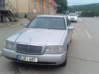 Mercedes C Class foto 5