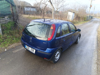 Opel Corsa foto 3