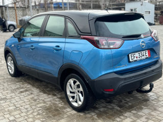 Opel Crossland X foto 2