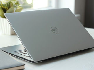 Dell XPS 9370 IPS (Core i7 8550u/8Gb Ram/256Gb NVMe SSD/13.3" FHD IPS) foto 11