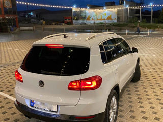 Volkswagen Tiguan foto 4