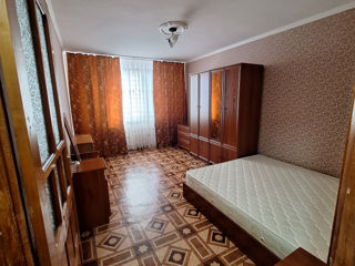 Apartament cu 2 camere, 37 m², Podul Chișinăului, Bălți foto 2