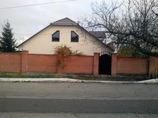 Se vinde casa în Stăuceni foto 7