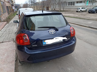 Toyota Auris foto 2