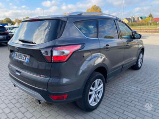 Ford Kuga foto 2