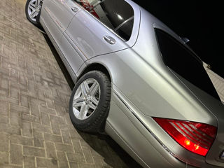 Mercedes S-Class foto 2