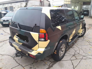 Mitsubishi Pajero Sport foto 4