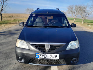 Dacia Logan foto 2