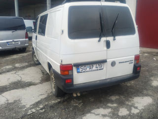 Volkswagen Transporter foto 2