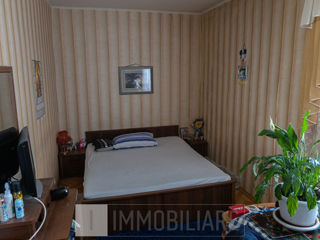 Apartament cu 2 camere, 50 m², Botanica, Chișinău foto 2