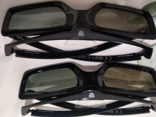 Vînd 2 perechi de ochelari activ 3D Sony TDG-BT400A foto 2