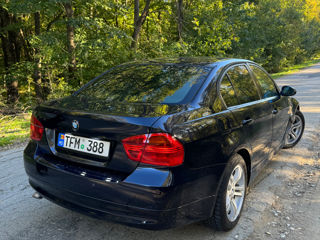 BMW 3 Series foto 5