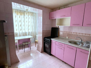 Apartament cu 3 camere, 65 m², Centru, Chișinău foto 3