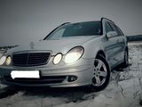 Mercedes E Class foto 2